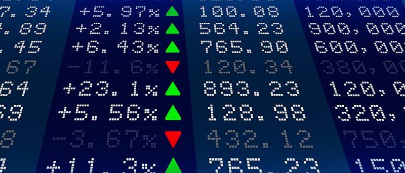 En la bolsa, estamos acostumbrados a ver acciones que suben y bajan. Al alza, el precio no tiene límites, pero a la baja, la cotización pisa el freno cuando llega a cero. En Estados Unidos, hemos visto bastantes casos de caídas de acciones a cero, normalmente por quiebra de la empresa. Pero, ¿qué pasa con España? Vamos a recordar acciones españolas que bajaron a cero en los últimos ocho años. En algunos casos, las empresas han vuelto a cotizar. En otros, es posible que lo hagan con mucha suerte. Caida 0 de las acciones, el nuevo post de Eurekers en su blog.