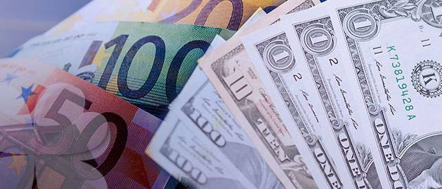 PARIDAD EURO DOLAR | El euro se ha depreciado más de un 15% en menos de un año, y casi un 40% desde 2008, cuando estaba a más de 1,50 dólares