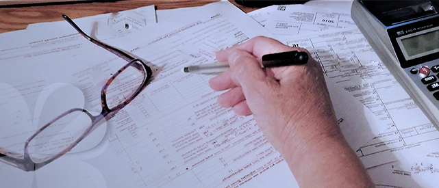 El BCE ha recomendado al sector poder trasladar el nuevo impuesto a la banca por sus beneficios extraordinarios directamente a sus clientes.