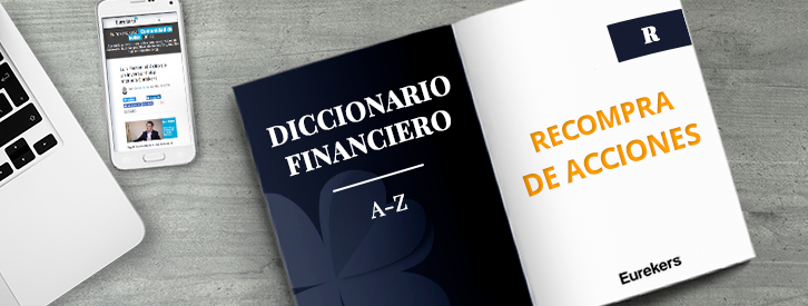 La recompra de acciones es una estrategia mediante la cual una empresa recompra un porcentaje de sus acciones disponibles