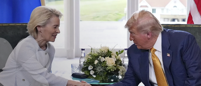 Trump doblega a la Unión Europea y logra un armisticio comercial muy beneficioso para los intereses estadounidenses.