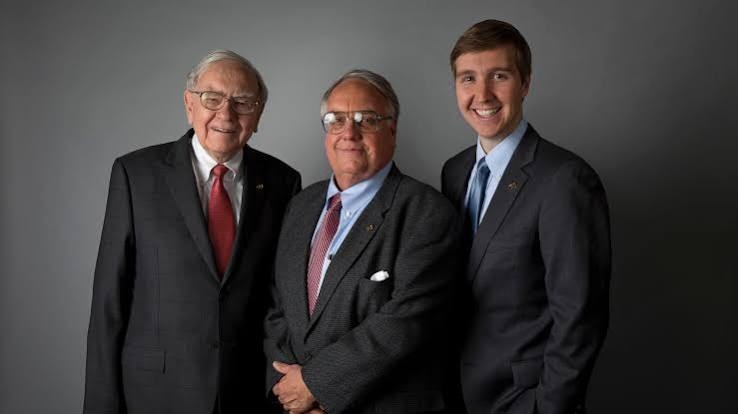 Warren Buffet, Howard Buffet y Howard Warren Buffet